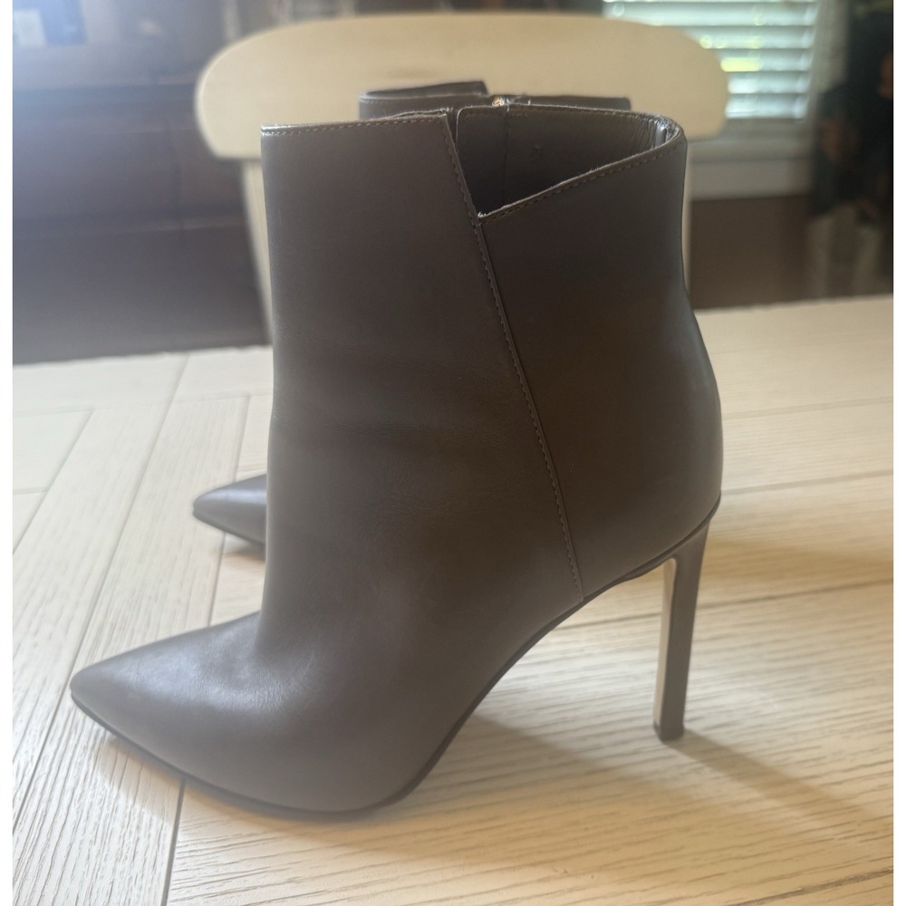 Nine West Tomorrow Leather Bootie 4" Stiletto Grey Ankle Boots SZ 6.5 M Zipper